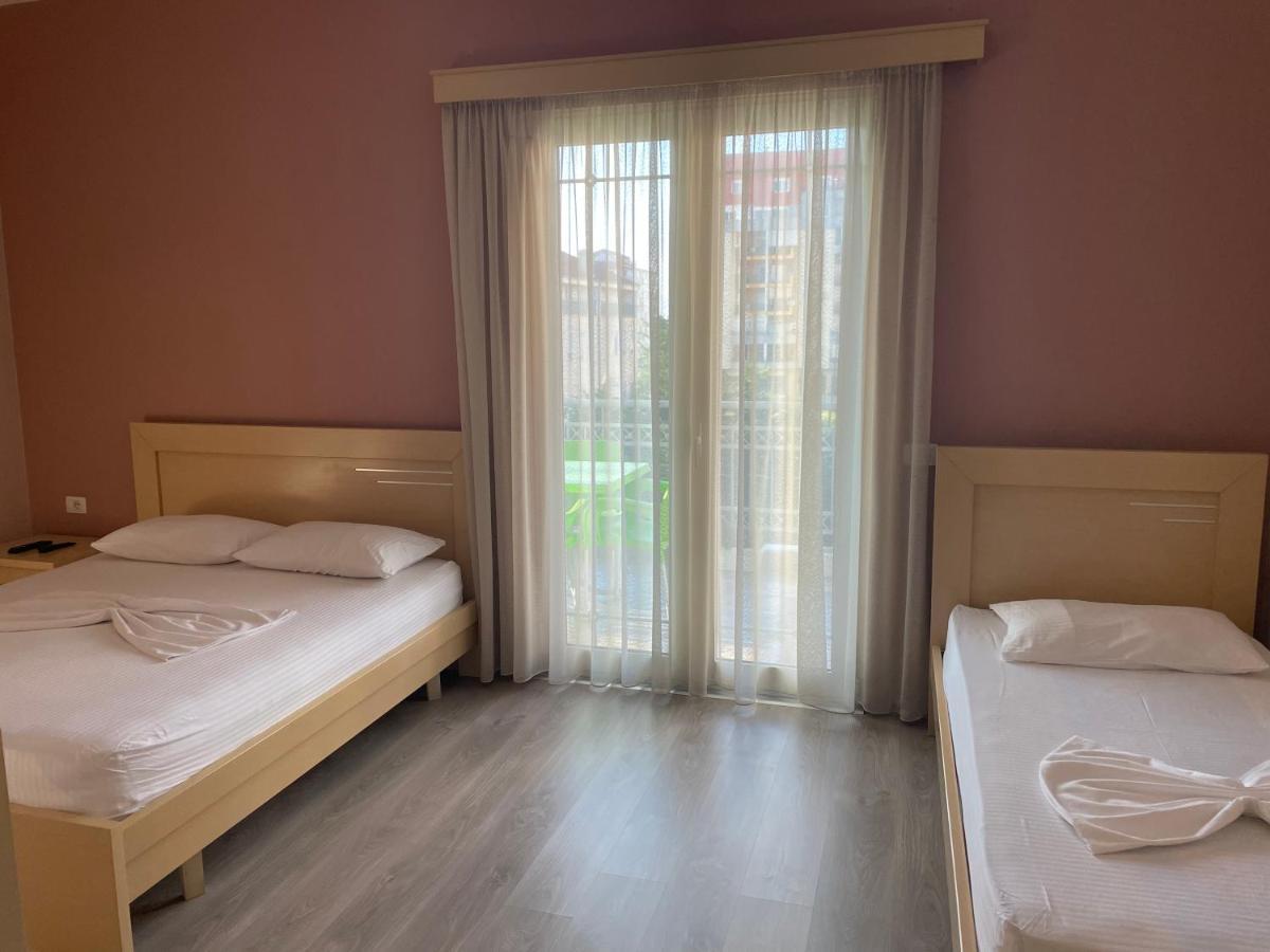 Rent Rooms Kapri Pogradec Exterior foto