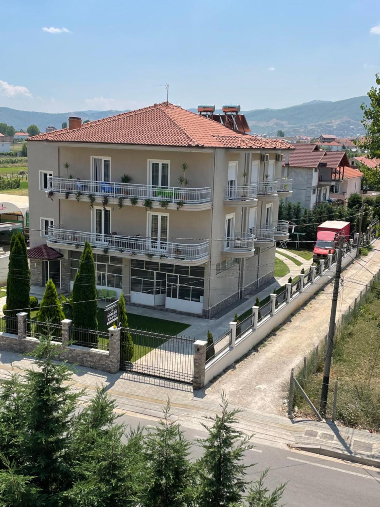 Rent Rooms Kapri Pogradec Exterior foto