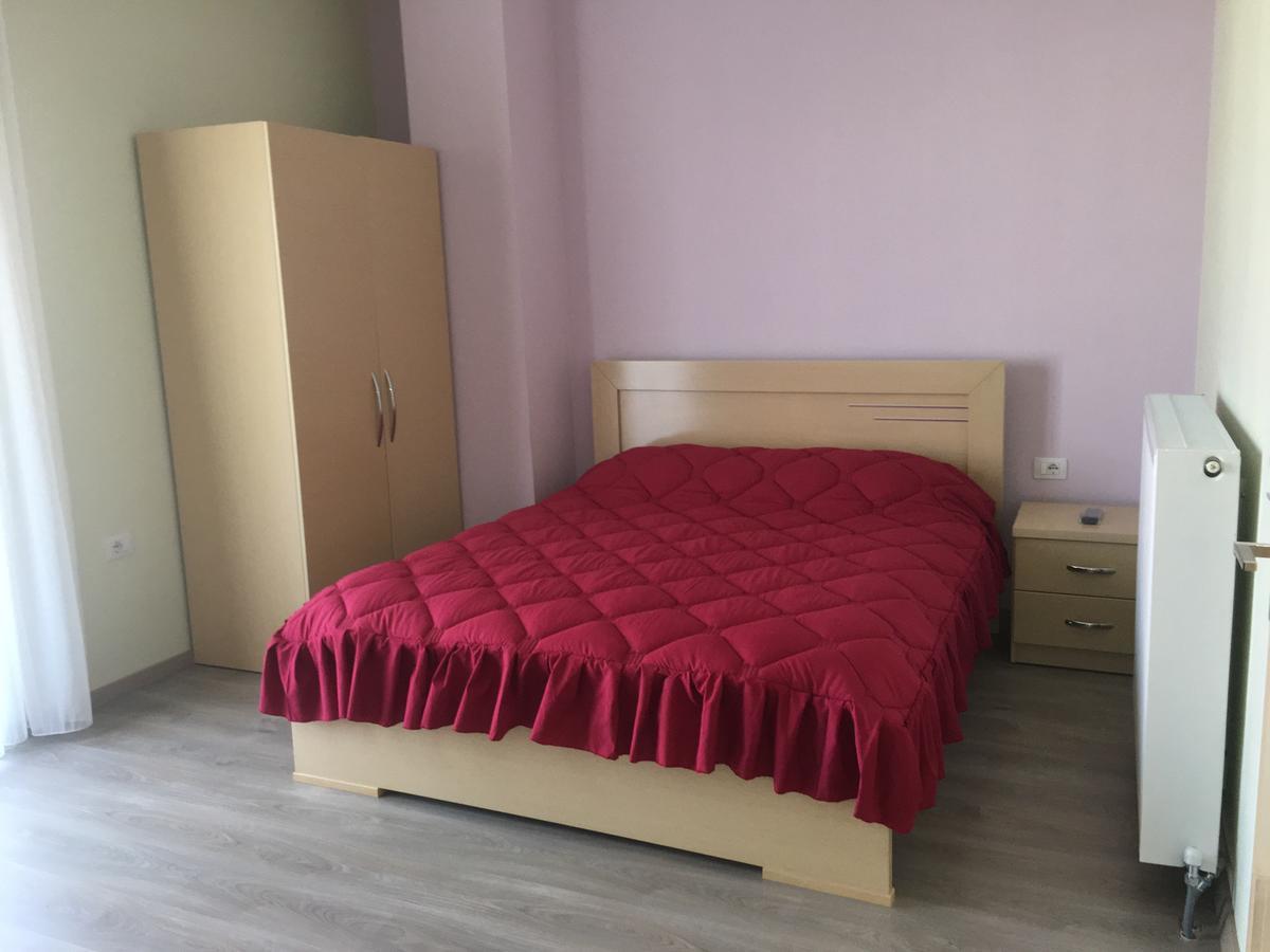 Rent Rooms Kapri Pogradec Exterior foto