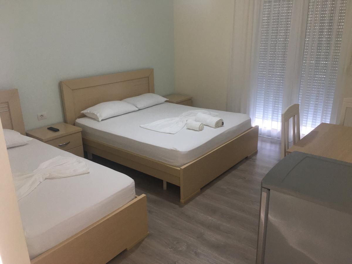 Rent Rooms Kapri Pogradec Exterior foto